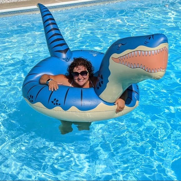 Meet the Posher Other - Meet your Posher, Victoria